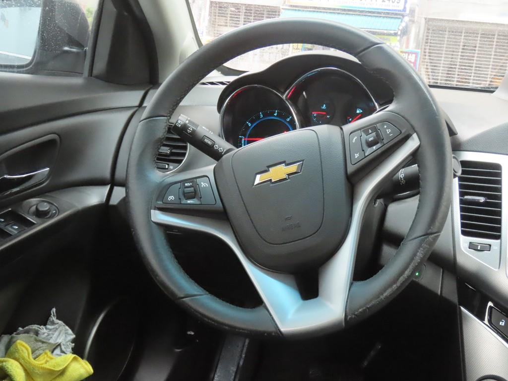 Chevrolet Cruise 2011 Gris - Importación desde Corea - HF Imports Iquique - Foto 17