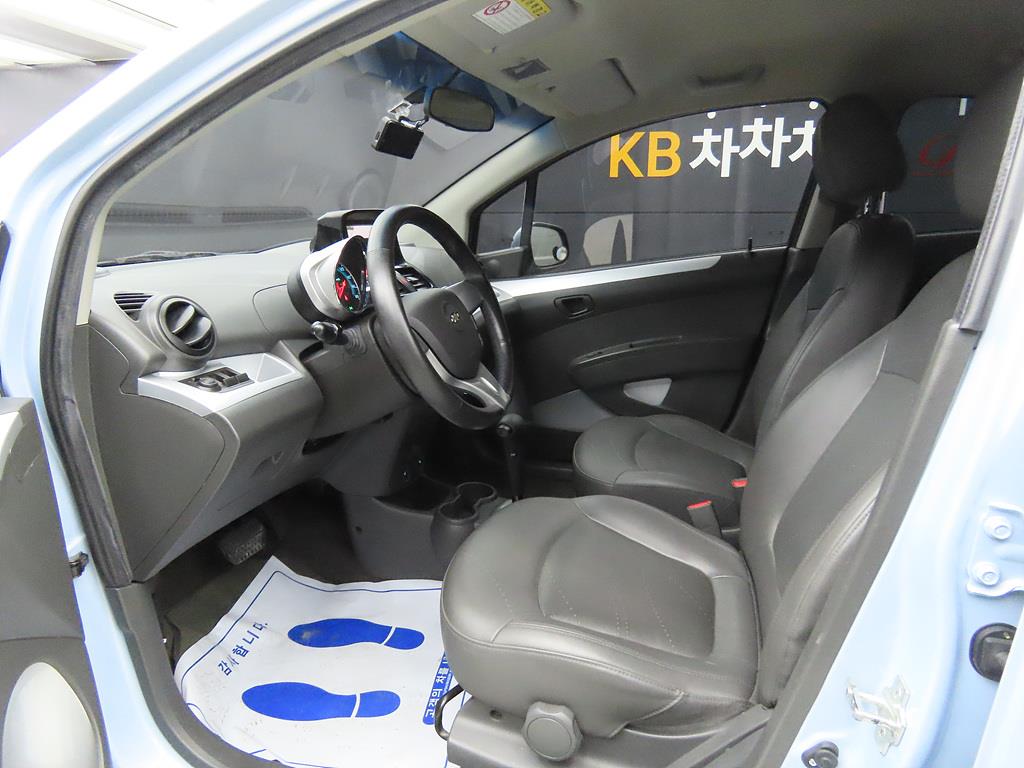 Chevrolet Spark - Vista 5