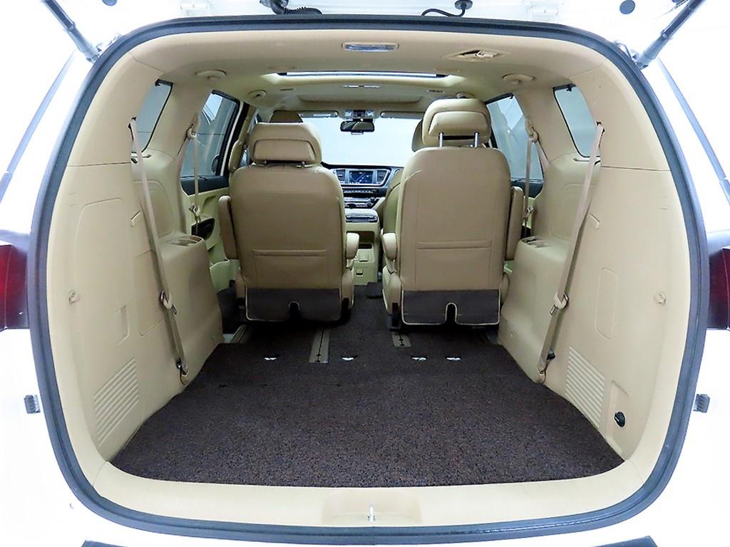 KIA Carnival 2019 Blanco - Importación desde Corea - HF Imports Iquique - Foto 18