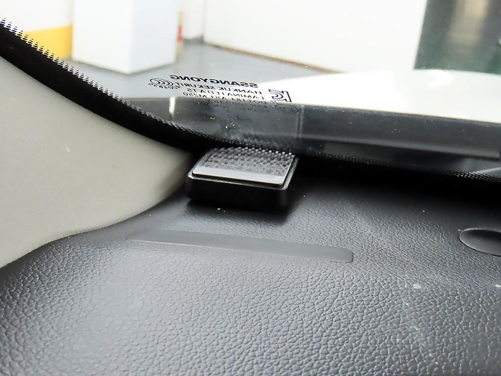 Ssangyong Tivoli 2019 Blanco - Importación desde Corea - HF Imports Iquique - Foto 13