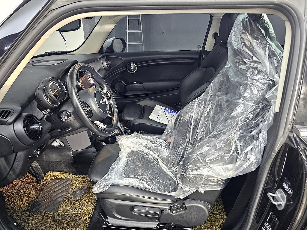 Mini Cooper - Vista 8