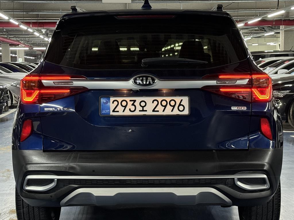 KIA Seltos - Vista 4