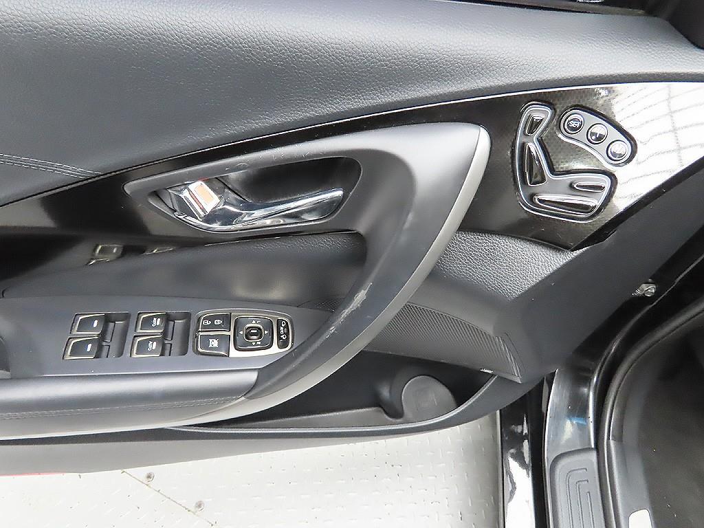 HYUNDAI Grandeur 2011 Negro - Importación desde Corea - HF Imports Iquique - Foto 11