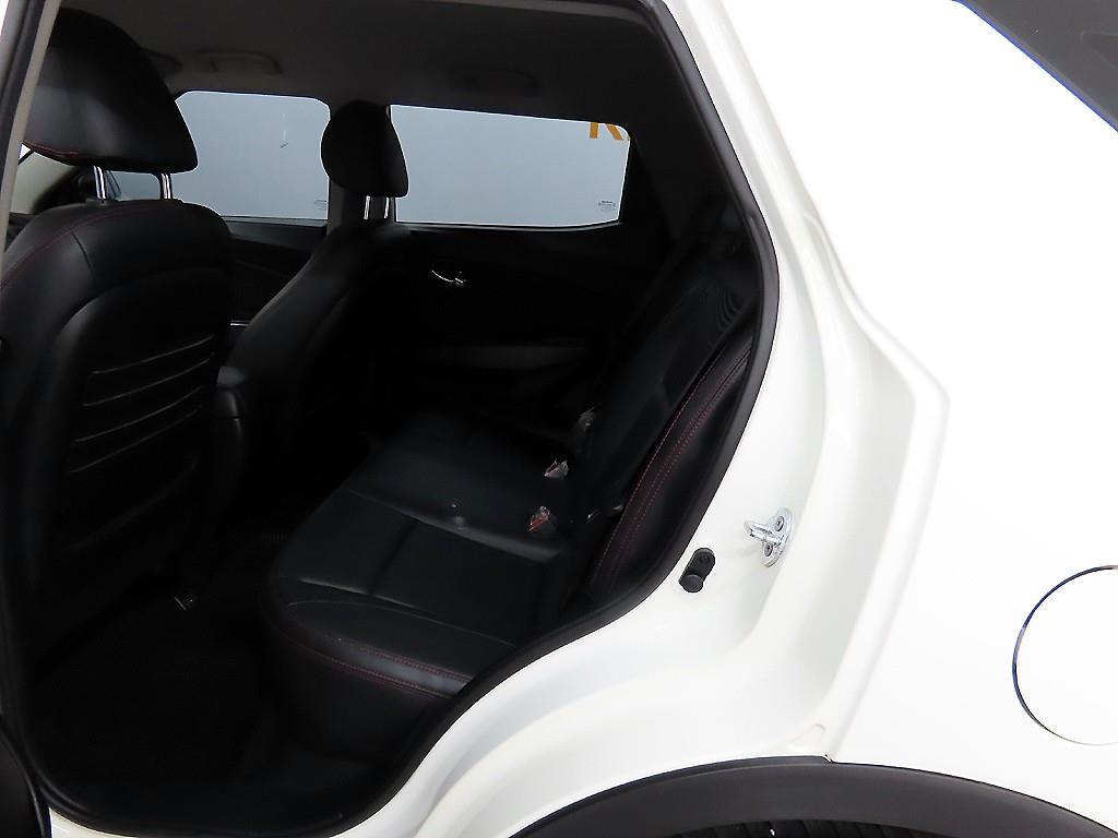 Ssangyong Tivoli - Vista 6