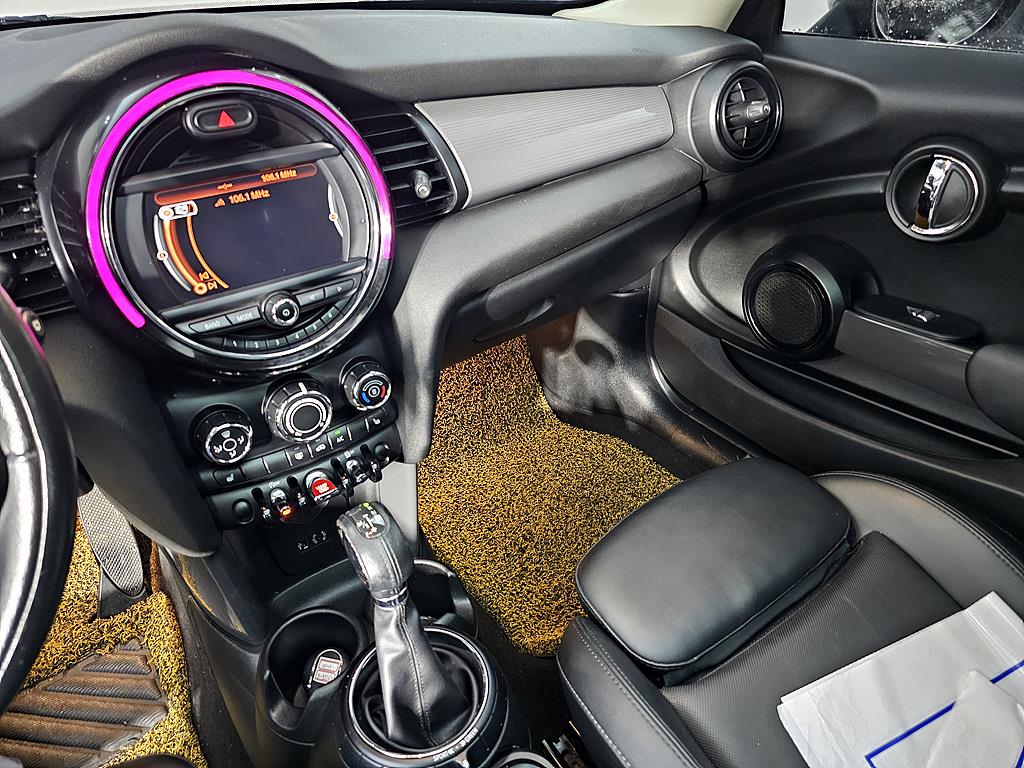 Mini Cooper - Vista 9