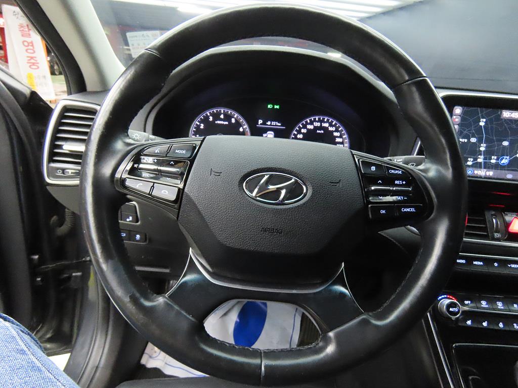 HYUNDAI Grandeur - Vista 7