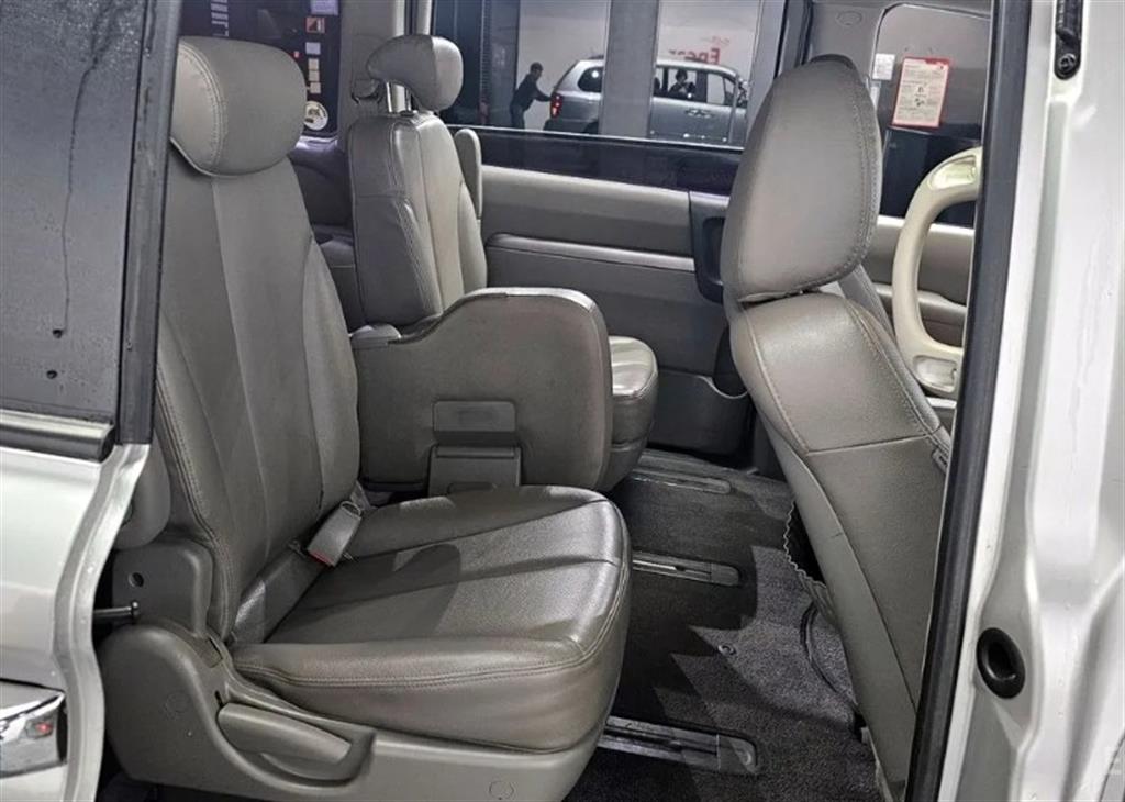 KIA Carnival 2011 Gris - Importación desde Corea - HF Imports Iquique - Foto 18