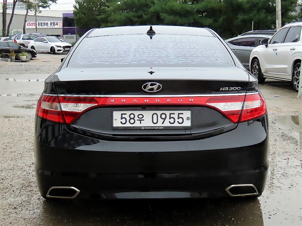 HYUNDAI Grandeur - Vista 4