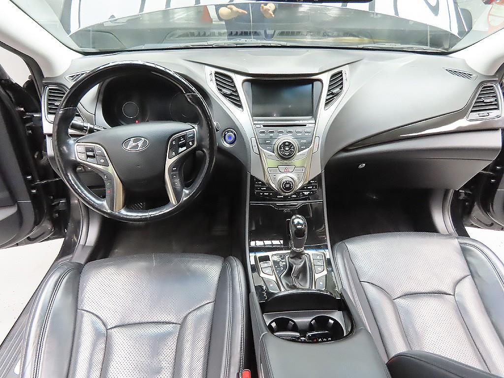 HYUNDAI Grandeur 2011 Negro - Importación desde Corea - HF Imports Iquique - Foto 9