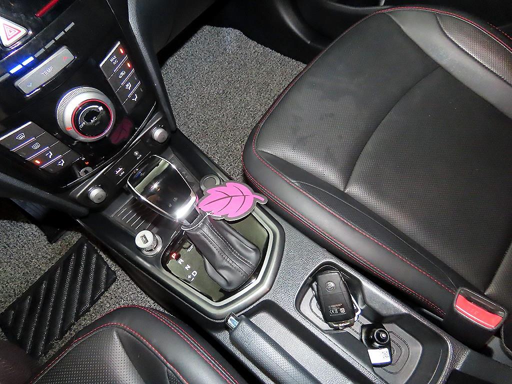 Ssangyong Tivoli - Vista 12