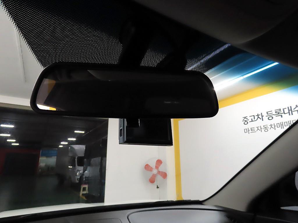 Ssangyong Tivoli 2019 Blanco - Importación desde Corea - HF Imports Iquique - Foto 17