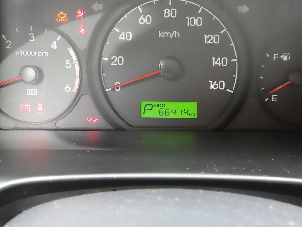 HYUNDAI Starex - Vista 11