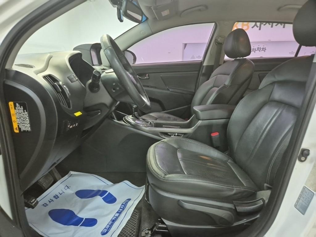 KIA Sportage - Vista 11