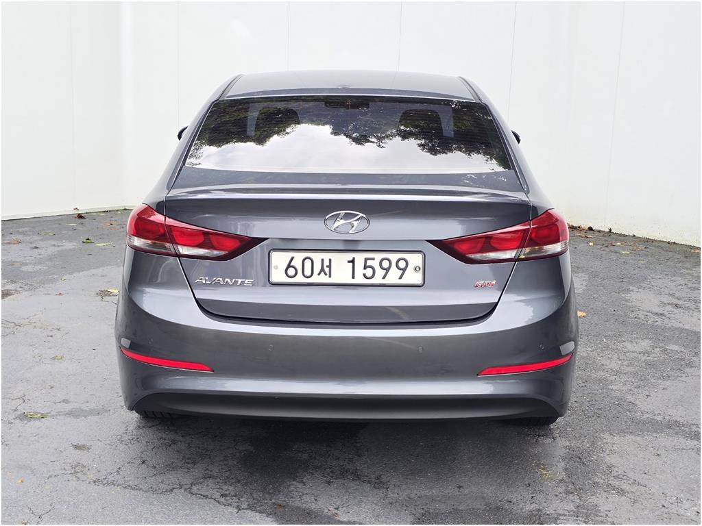 HYUNDAI Avante 2017 Gris - Importación desde Corea - HF Imports Iquique - Foto 20