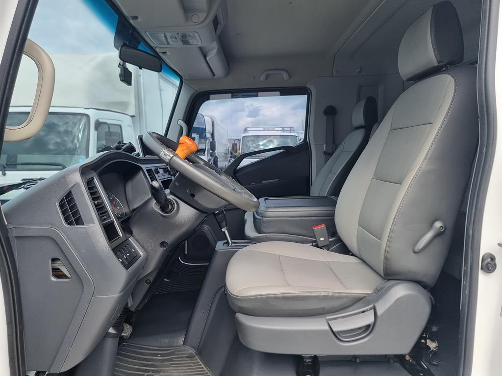 medium and large cargo truck 2021 Blanco - Importación desde Corea - HF Imports Iquique - Foto 17