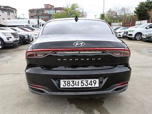 HYUNDAI Grandeur - Vista 8