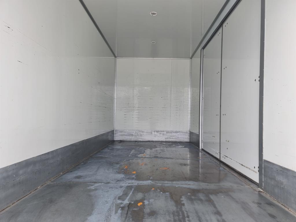 medium and large cargo truck - Vista 8