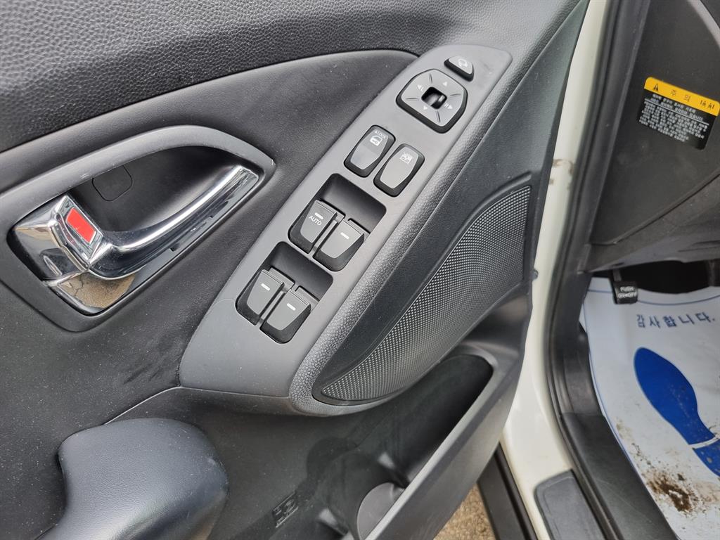 HYUNDAI Tucson - Vista 10