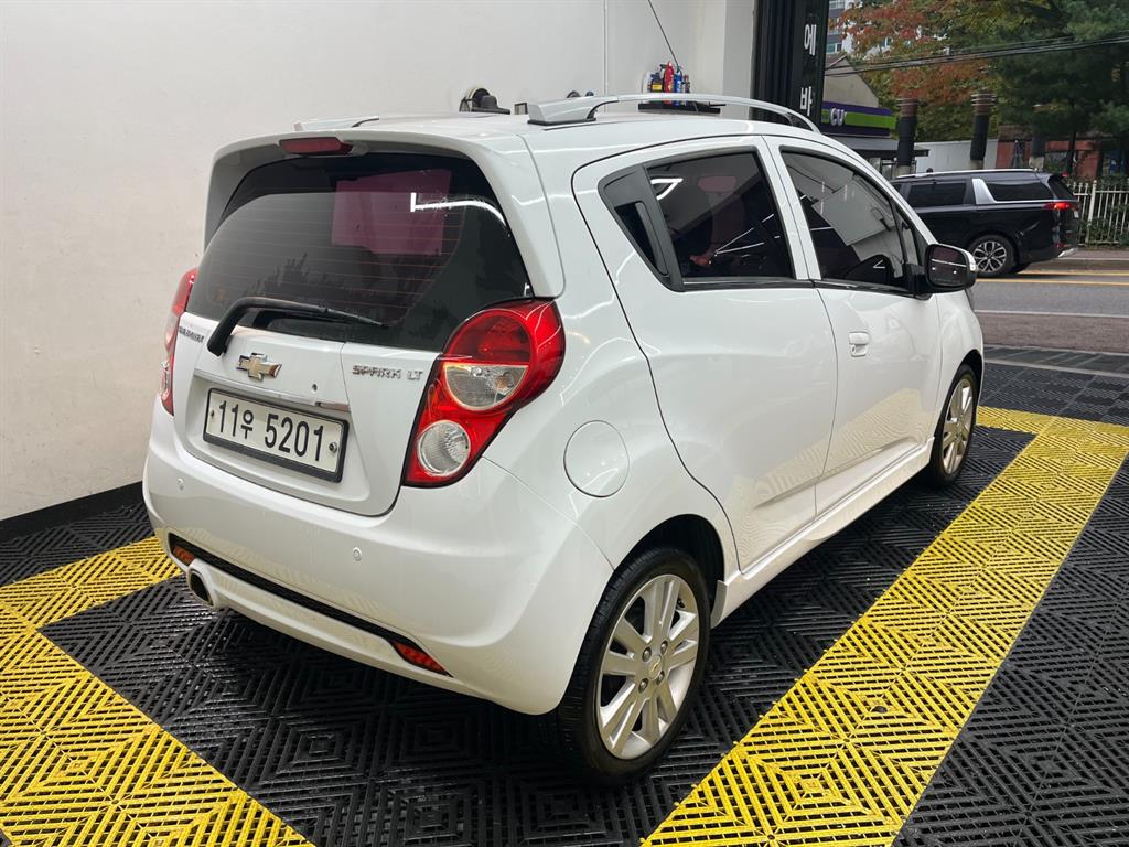 Chevrolet Spark - Vista 4