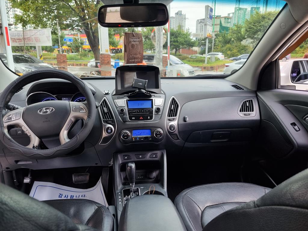 HYUNDAI Tucson - Vista 7