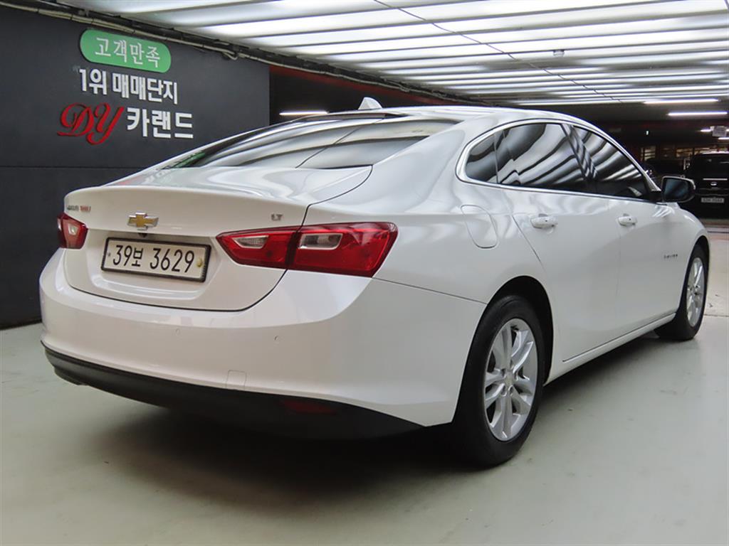 Chevrolet Malibu - Vista 4