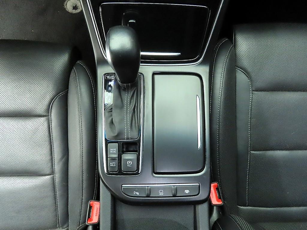 HYUNDAI Grandeur - Vista 10