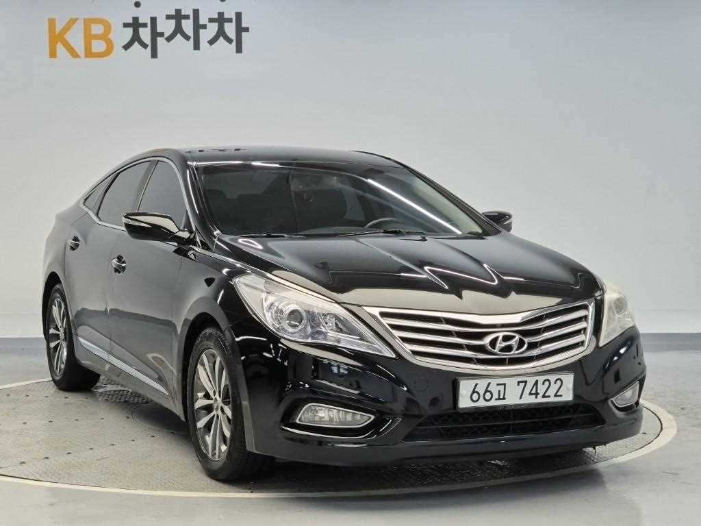 HYUNDAI Grandeur - Vista 4