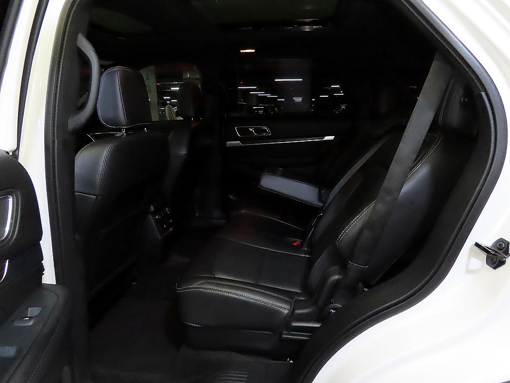 Ford Explorer - Vista 7