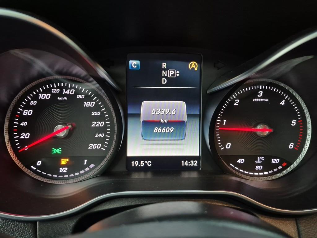 Mercedes Benz C Class - Vista 7