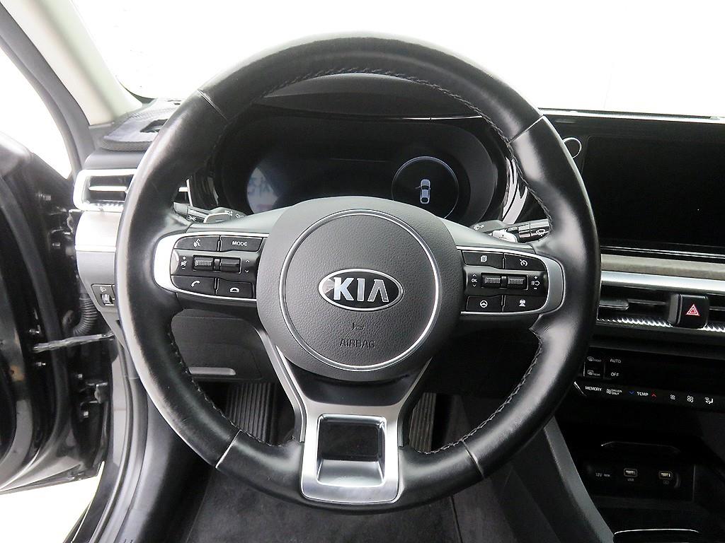 KIA K5 - Vista 11