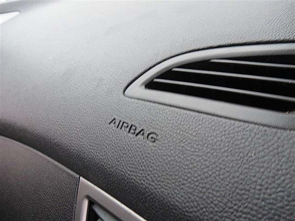 HYUNDAI Avante 2011 Gris - Importación desde Corea - HF Imports Iquique - Foto 13