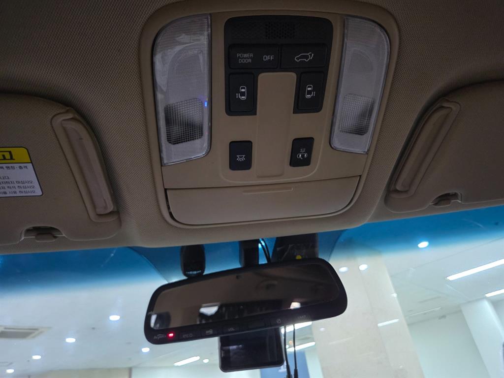 KIA Carnival 2017 Negro - Importación desde Corea - HF Imports Iquique - Foto 19