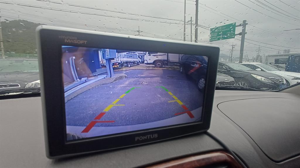 HYUNDAI Grandeur - Vista 10