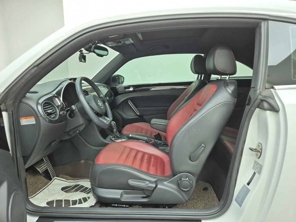 Volkswagen Beetle - Vista 11