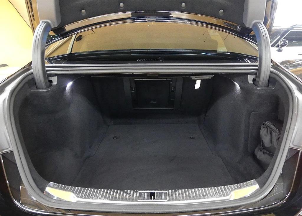 Mercedes Benz S Class - Vista 10