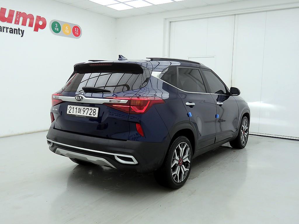 KIA Seltos - Vista 4