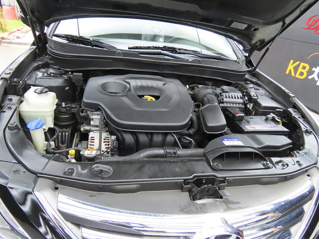 HYUNDAI Sonata 2014 Blanco - Importación desde Corea - HF Imports Iquique - Foto 19