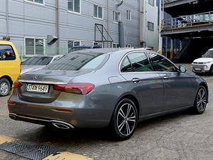 Mercedes Benz E class - Vista 8