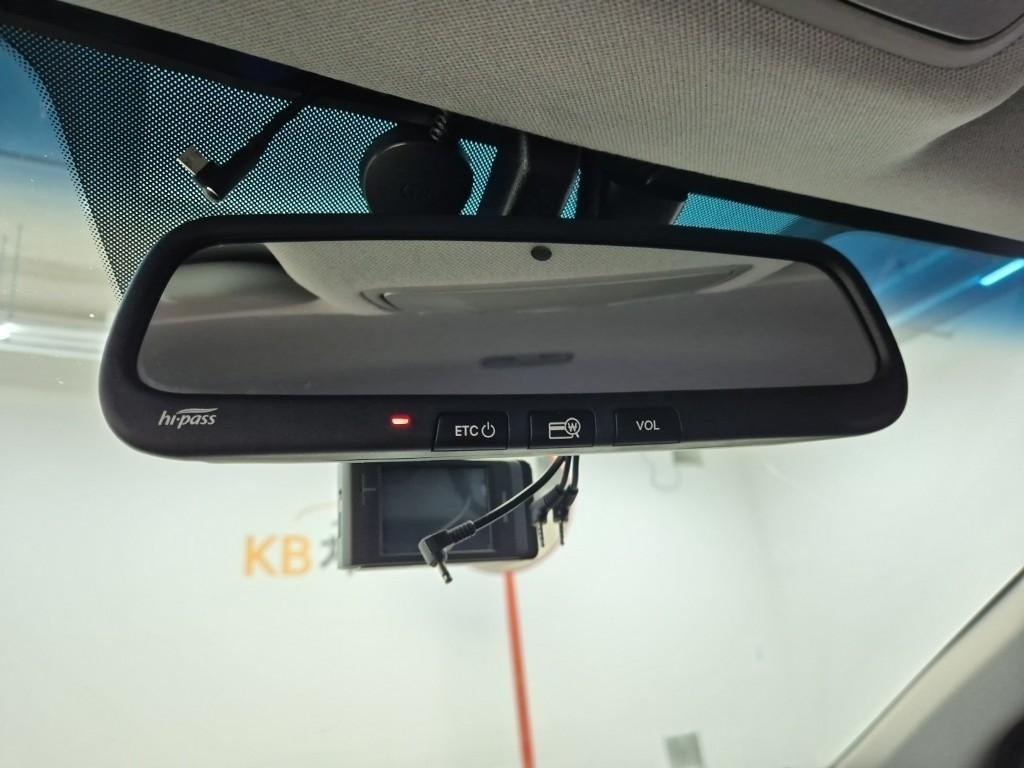 HYUNDAI Avante 2017 Gris - Importación desde Corea - HF Imports Iquique - Foto 15