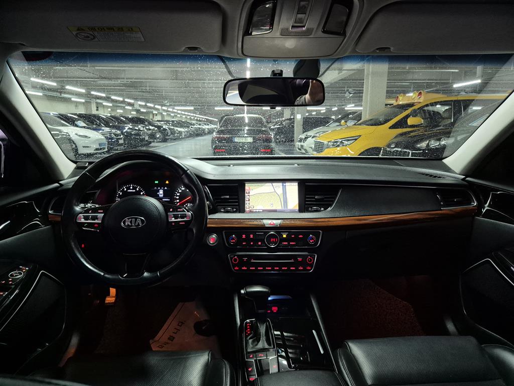 KIA K7 - Vista 11