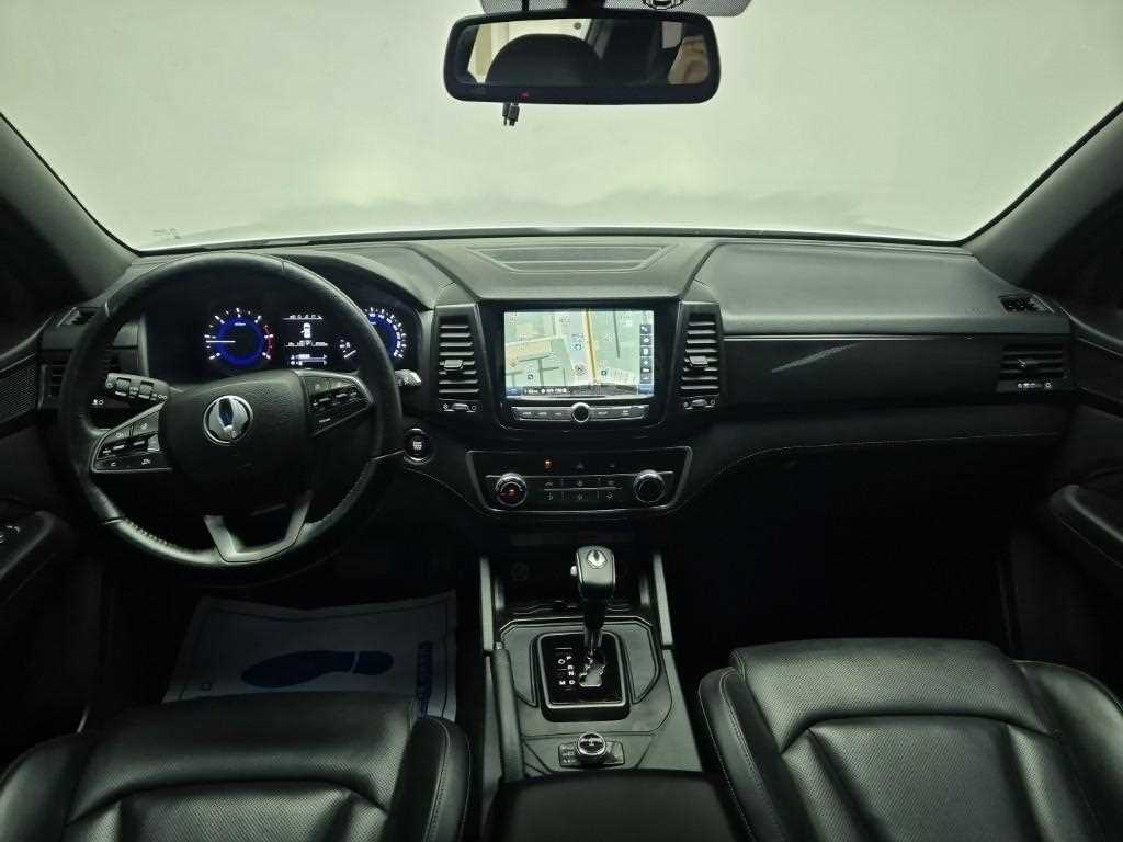 Ssangyong Rexton - Vista 7