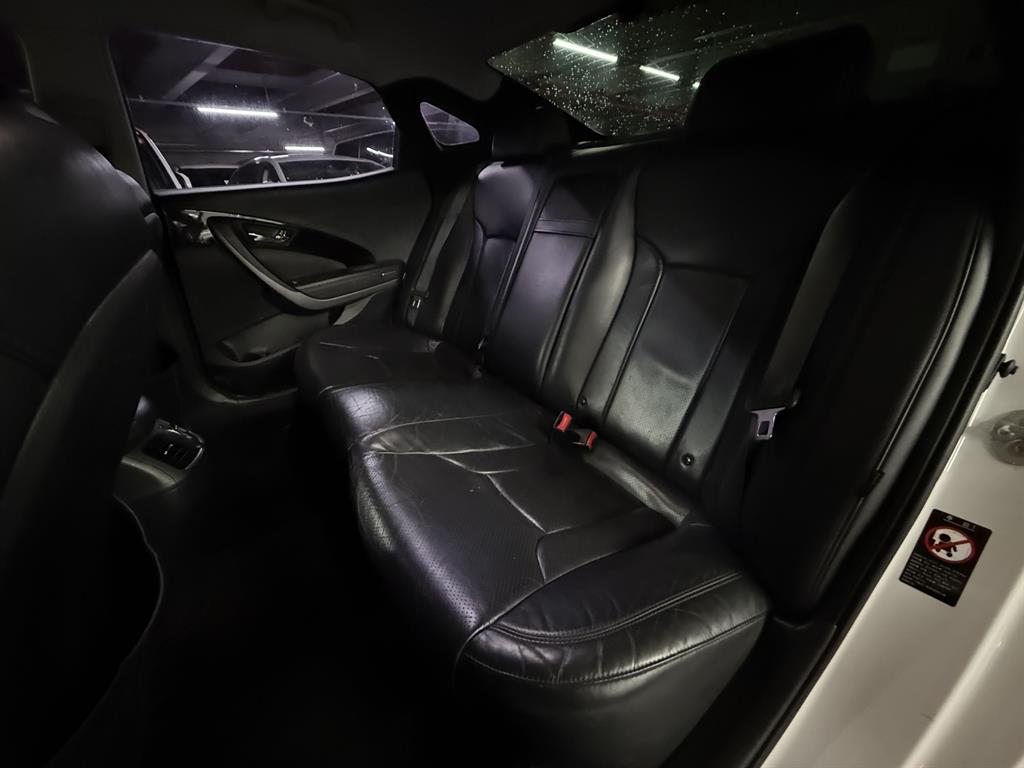 HYUNDAI Grandeur - Vista 6