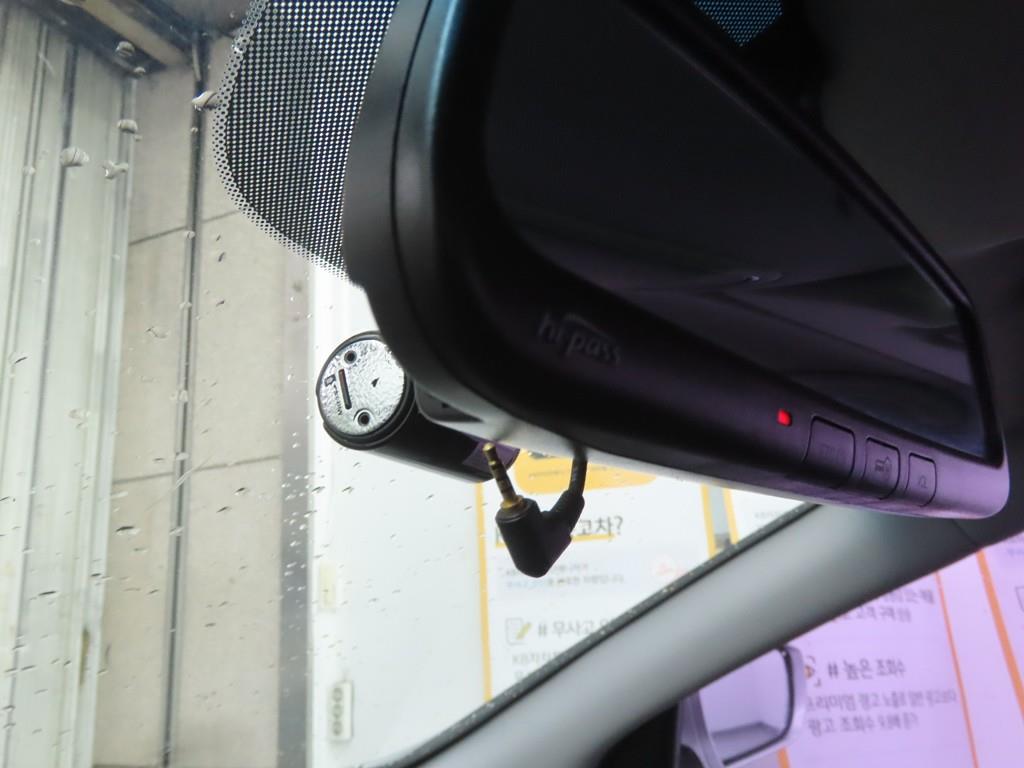 HYUNDAI Sonata - Vista 12