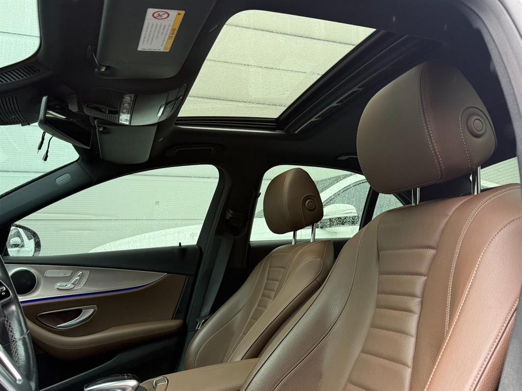 Mercedes Benz E class 2020 Plateado - Importación desde Corea - HF Imports Iquique - Foto 17