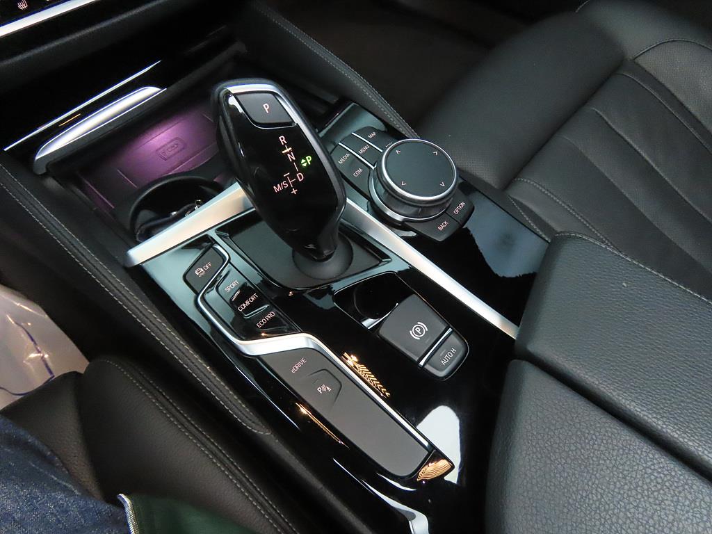 BMW 5 Series 2020 Blanco - Importación desde Corea - HF Imports Iquique - Foto 13