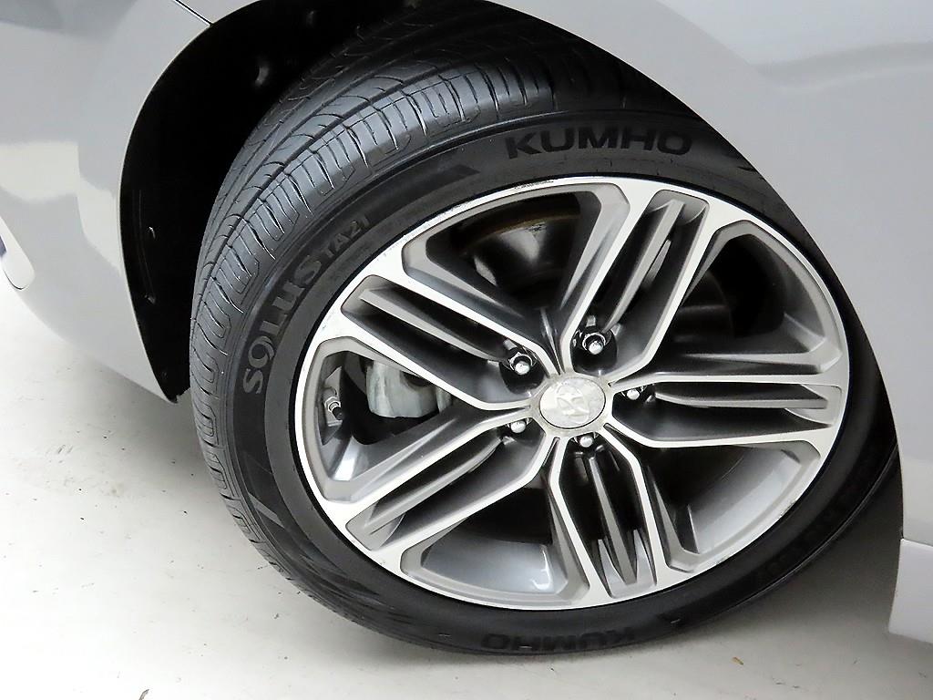 HYUNDAI Grandeur 2019 Gris - Importación desde Corea - HF Imports Iquique - Foto 19