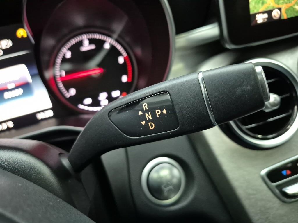 Mercedes Benz C Class - Vista 8