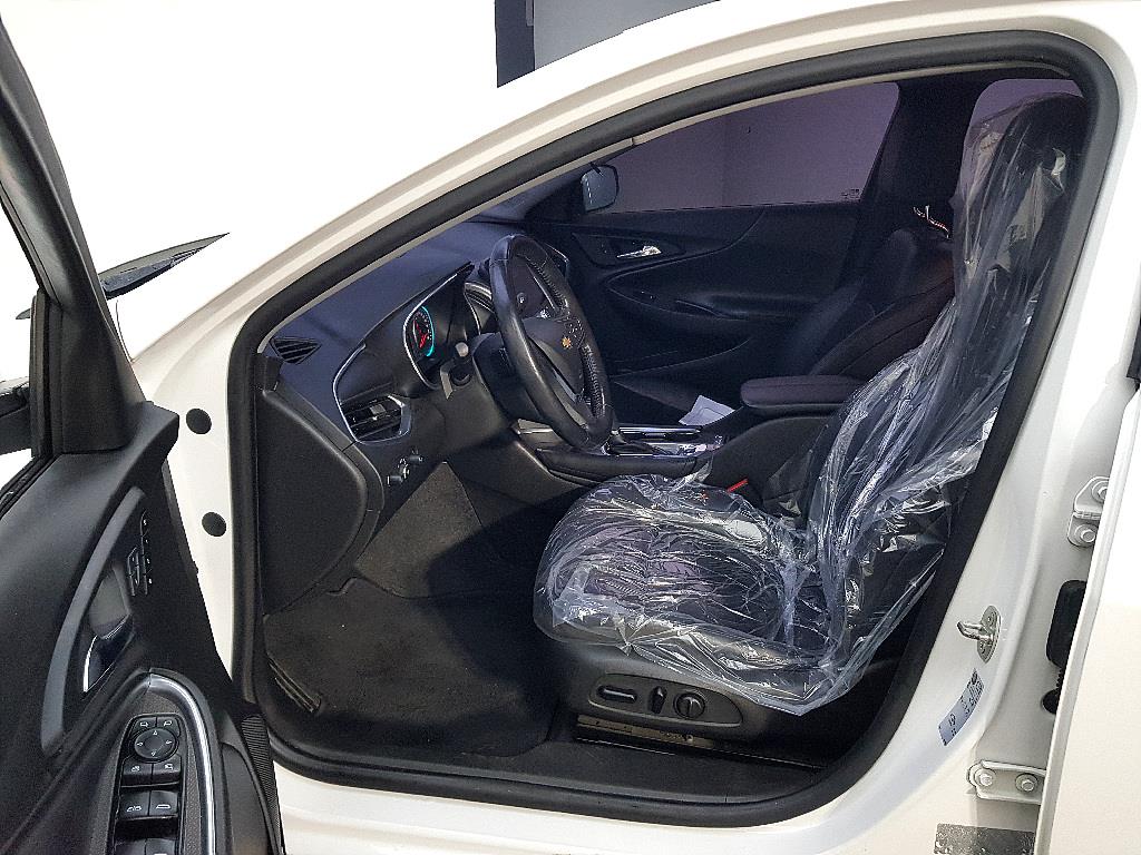 Chevrolet Malibu - Vista 8