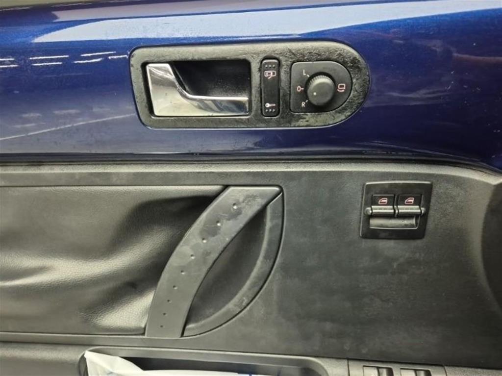 Volkswagen Beetle 2008 Azul - Importación desde Corea - HF Imports Iquique - Foto 18