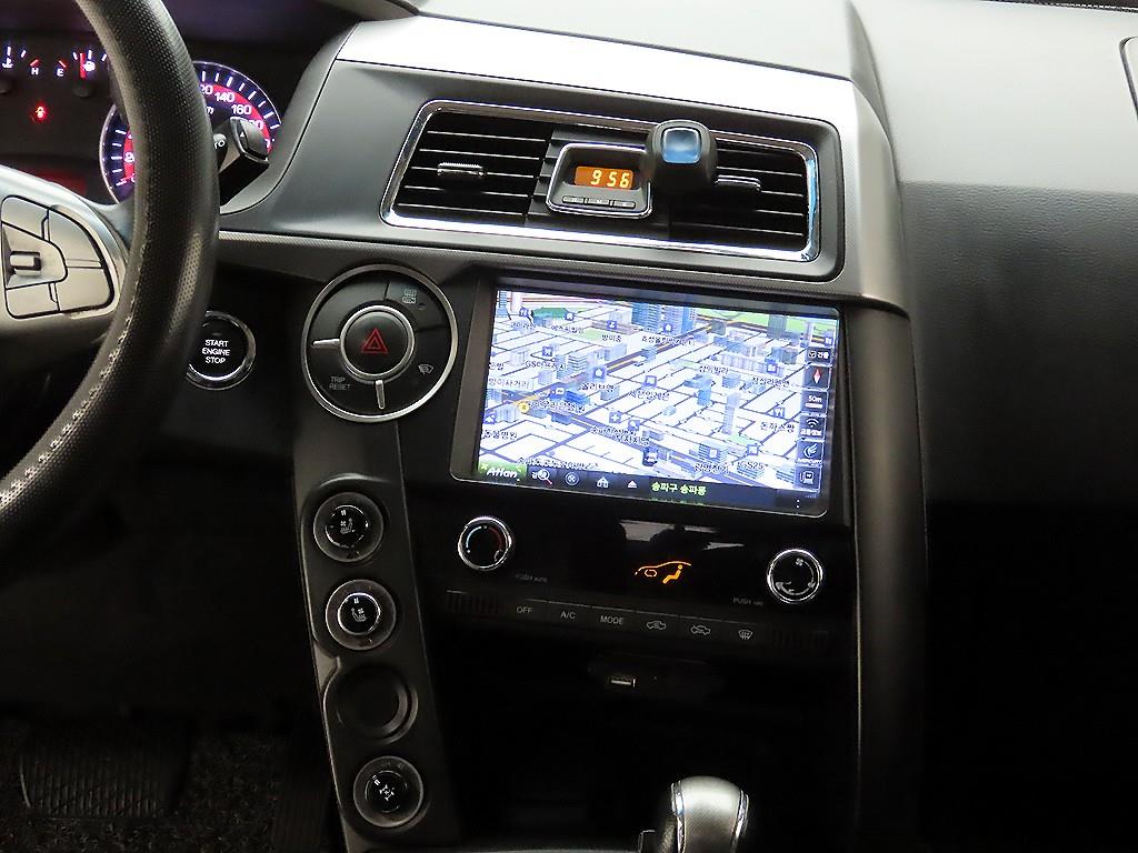 Ssangyong Korando - Vista 9